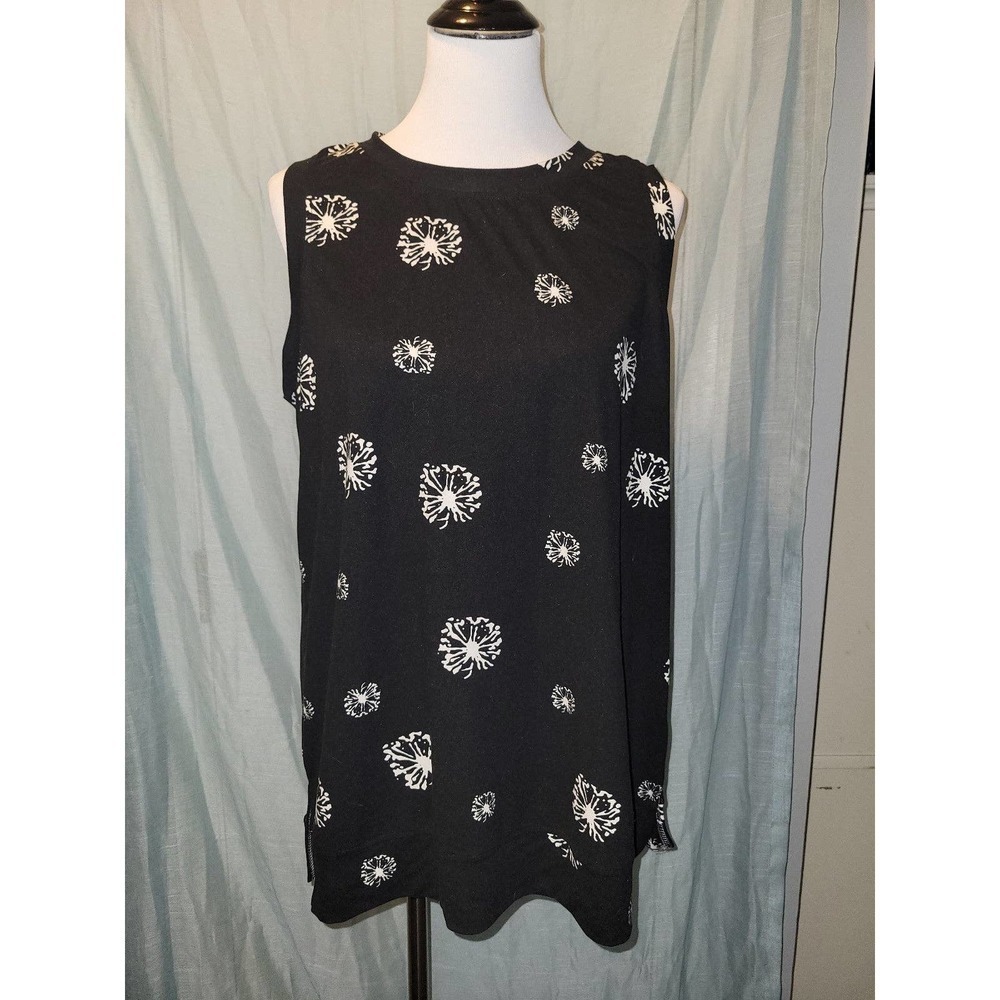 Black flower tank top xl